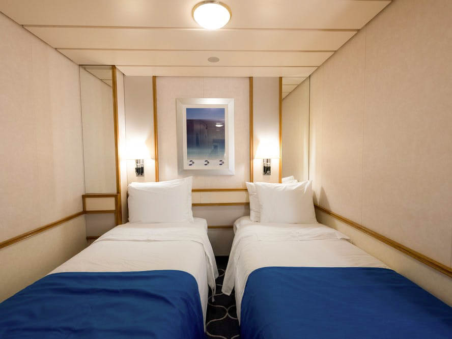 interior-room-in-cordelia-cruise